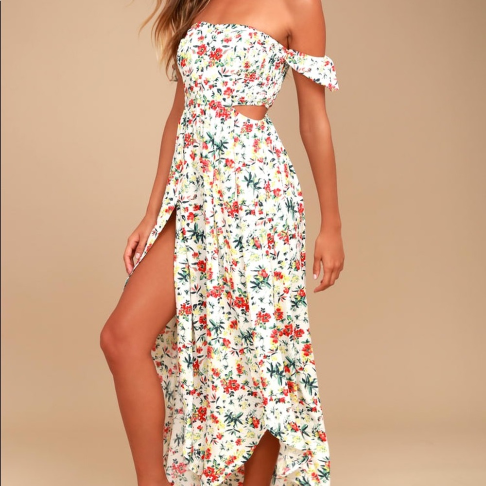 Lulu’s Easy on the Eyes Cream Floral Print Off-the-shoulder Maxi Dress